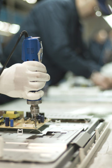 7 Key Ways to Improve Accuracy in Manufacturing